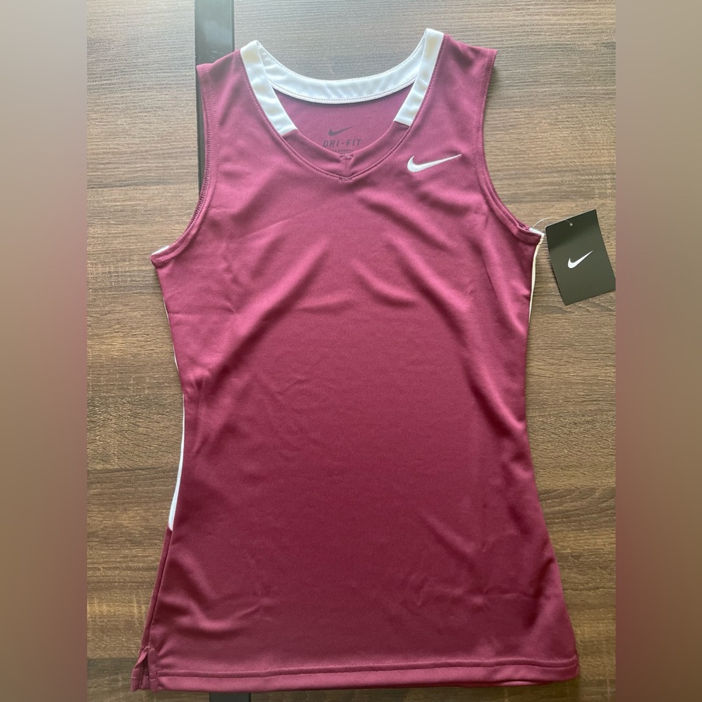 Nike jersey women’s